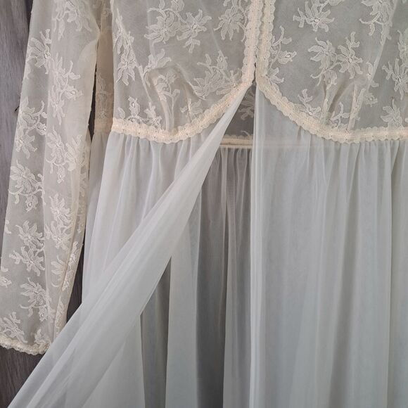 Vintage Vanity Fair Sz 32 Long Double Chiffon Robe & Sheer Lace  Romantic Flowy - Picture 6 of 16